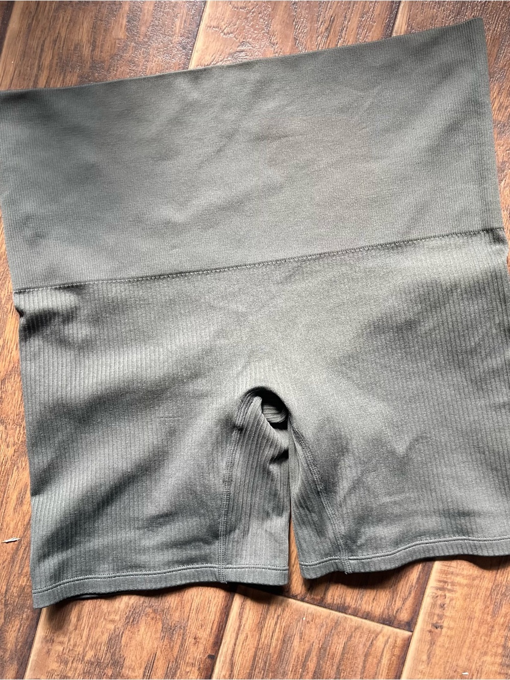 High-Waist Bike Shorts Shapewear - Olive Green, size L/XL